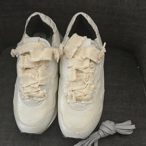 P448 Shoes - NEW P448 Women's Cancun Cream Textured Sneakers